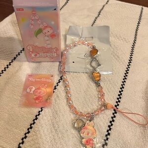 Pop Mart - Labubu phone charm